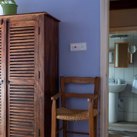 Monti Cozy Yard & Bbq Perfect For Families & Friends Kato Lefkara