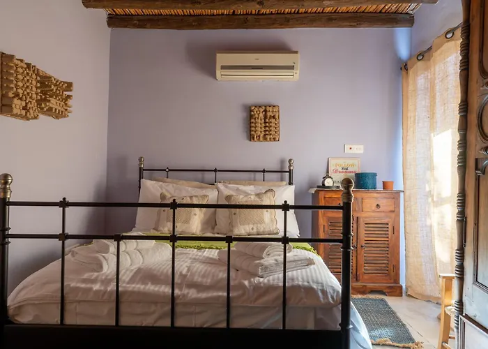 Monti Cozy Yard & Bbq Perfect For Families & Friends * Kato Lefkara