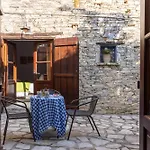 Monti Cozy Yard & Bbq Perfect For Families & Friends *