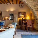 Monti Cozy Yard & Bbq Perfect For Families & Friends Nyaraló *