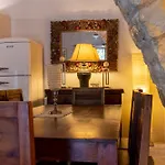 Nyaraló Monti Cozy Yard & Bbq Perfect For Families & Friends Kato Lefkara