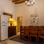 Nyaraló Monti Cozy Yard & Bbq Perfect For Families & Friends Kato Lefkara