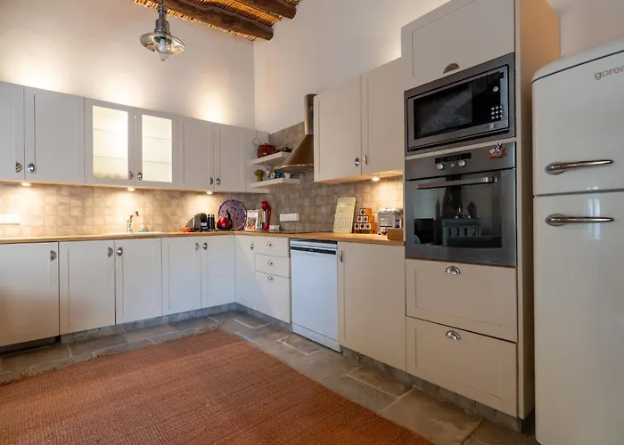 Holiday home Monti Cozy Yard & Bbq Perfect For Families & Friends